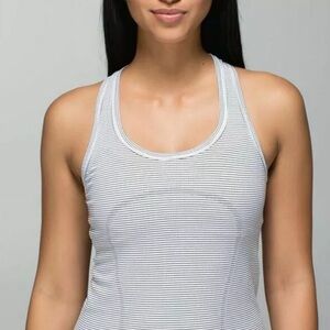 Lululemon Run Swiftly Racerback Tank in Stripe Size 4